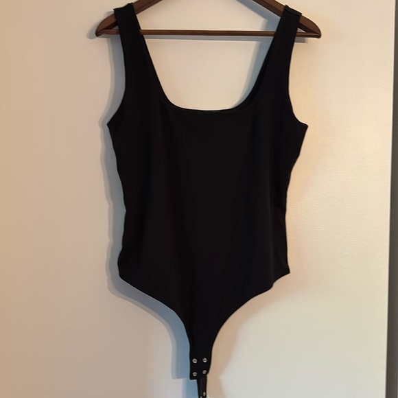 Dynamite Square neck Black Bodysuit Size Large - Picture 1 of 5